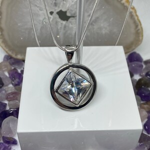 Narcotics Anonymous Pendant with Stone (NAP-32) comes with chain.