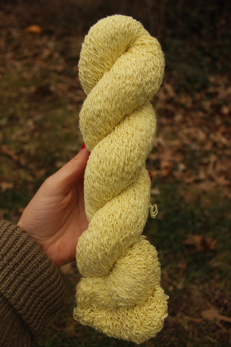 5-ply, lace weight 1,838 yards Lemonade Yellow 100/% Linen Recycled Yarn