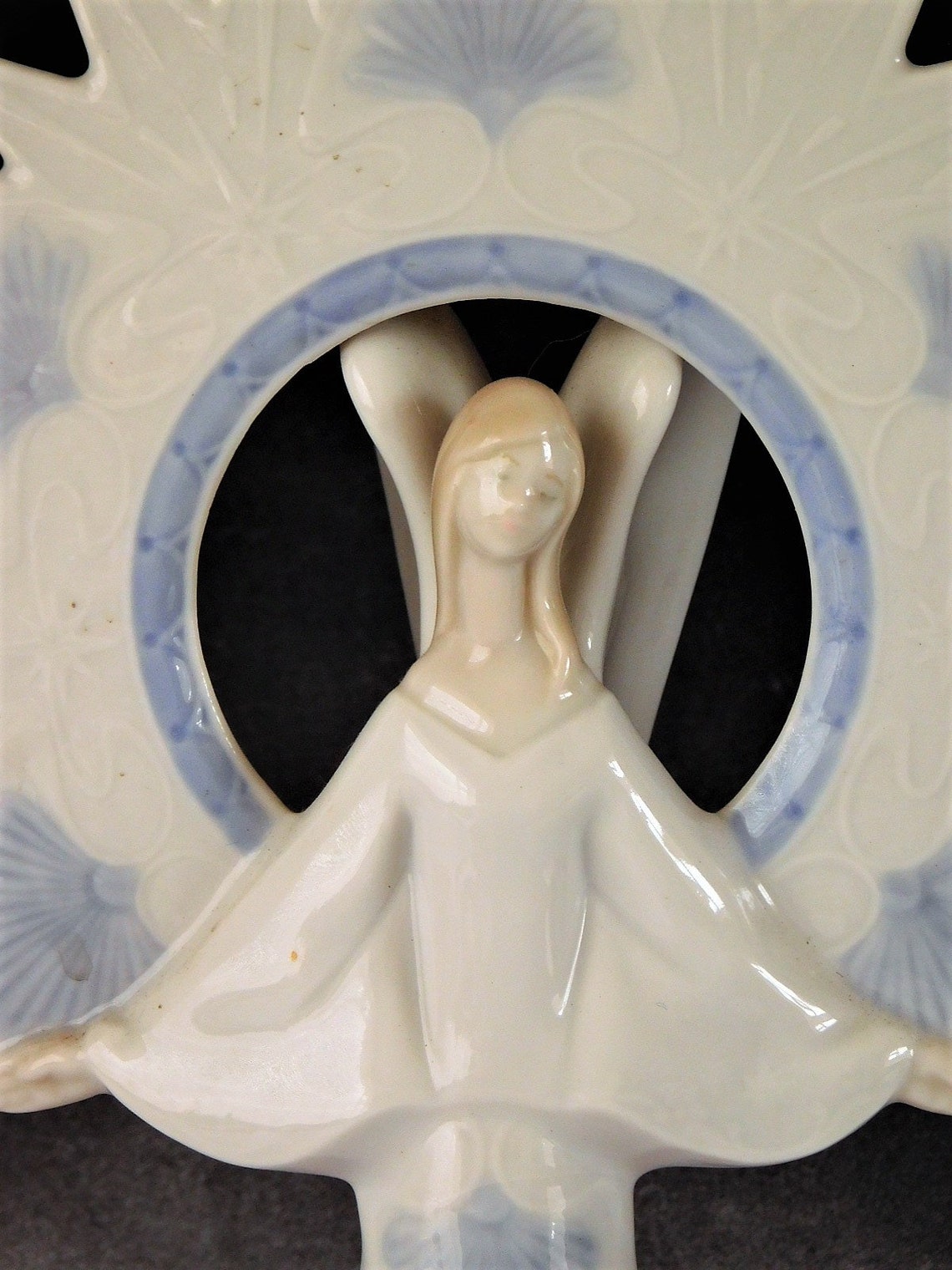 Vintage Lladro Figurine Angel of Light 6501 Free UK Etsy