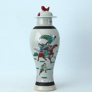 Chinese Crackle Glaze Chenghua Style Vase Warrior Decoration ~ Free UK Postage