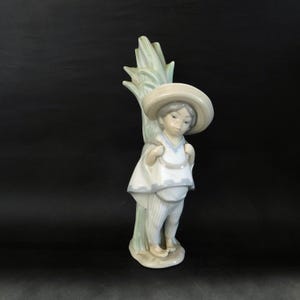 Vintage Lladro Figurine Panchito 1059 11" Tall