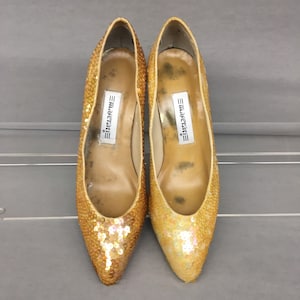 1980s 7M Vintage Maserati Yellow Satin Sequin Classic Pumps, NiB, 3.5 stiletto high heels, US 7, EU 37, UK 5 image 5