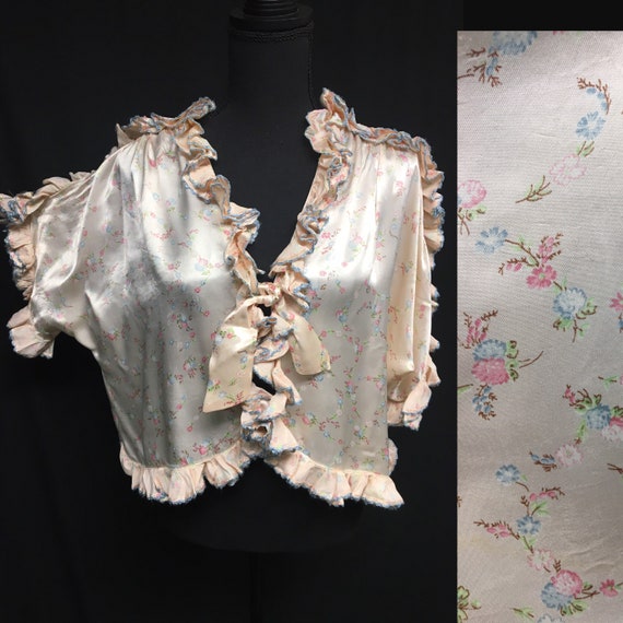 1950s Volup Pale Peach Satin Ruffle bed jacket wit