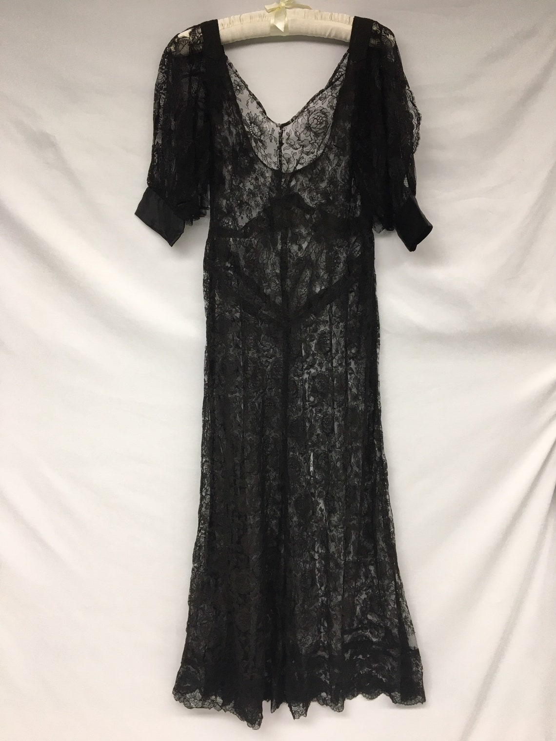 1929 Black Chantilly Lace Formal Gown Split Short Sleeves | Etsy