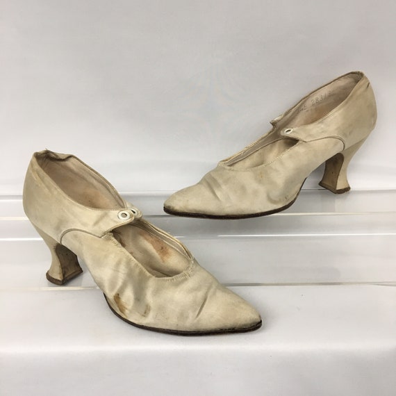 1910s 6 1/2 Edwardian Ivory Satin Wedding Slipper,