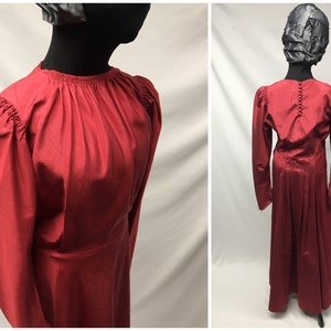 1940s XS Vintage Evening Gown with Long Sleeves in Brick Red Moire Taffeta, Covered Button Back, 32&quot; Bust