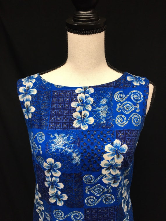 1960s S Blue Hawaii Wiggle Dress, White Hibiscus … - image 2