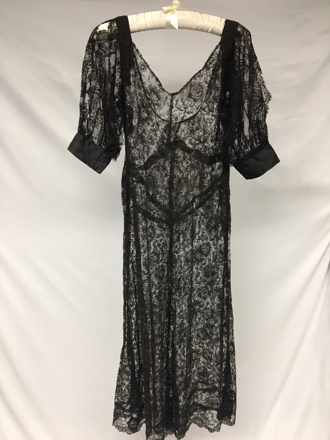 1929 Black Chantilly Lace Formal Gown Split Short Sleeves - Etsy