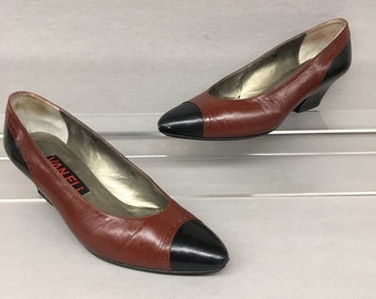 1990s 8M Coffee Brown / Espresso Black Leather Spectators, Pointy toe, 2" Wedge heel, by Van Eli, US 8, EU 38, UK 6,