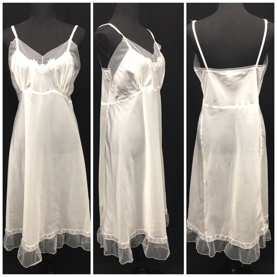 1950s L Bust 36” White Nylon Full Slip, Floral em… - image 3