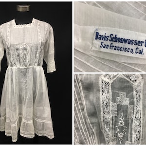 1900s Child&#39;s White Cotton Lawn Edwardian Lace Day dress, Bavis Schonwasser Co. San Francisco, 36&quot; bust
