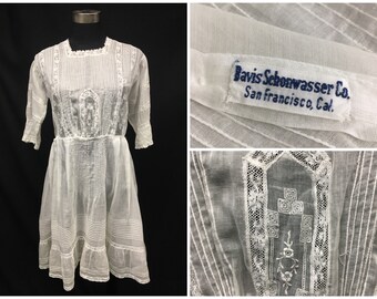 1900s Child&#39;s White Cotton Lawn Edwardian Lace Day dress, Bavis Schonwasser Co. San Francisco, 36&quot; bust