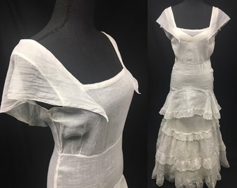 1930s S White Irish Linen Embroidered Mermaid dress, Tiered ruffles, Sailor Collar, Vintage Art Deco Wedding gown, B 33", W 27"
