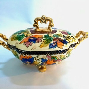 H. Bequet - Quaregnon - Lid bowl - Ceramic