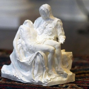 Pieta 3D Printed Statue - Michelangelo's Masterpiece, Home Decor, Art Lover Gift,Perfect for Collectors and Enthusiasts