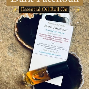 Roll-on de pachulí oscuro