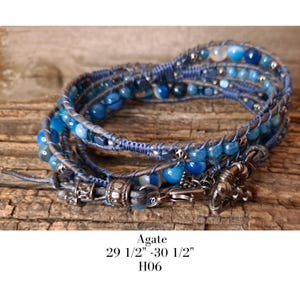 Läderarmband, handgjort 4-varvs (H06, H02, G28, G36, H04, G27, E07, G30, G31a, H10)