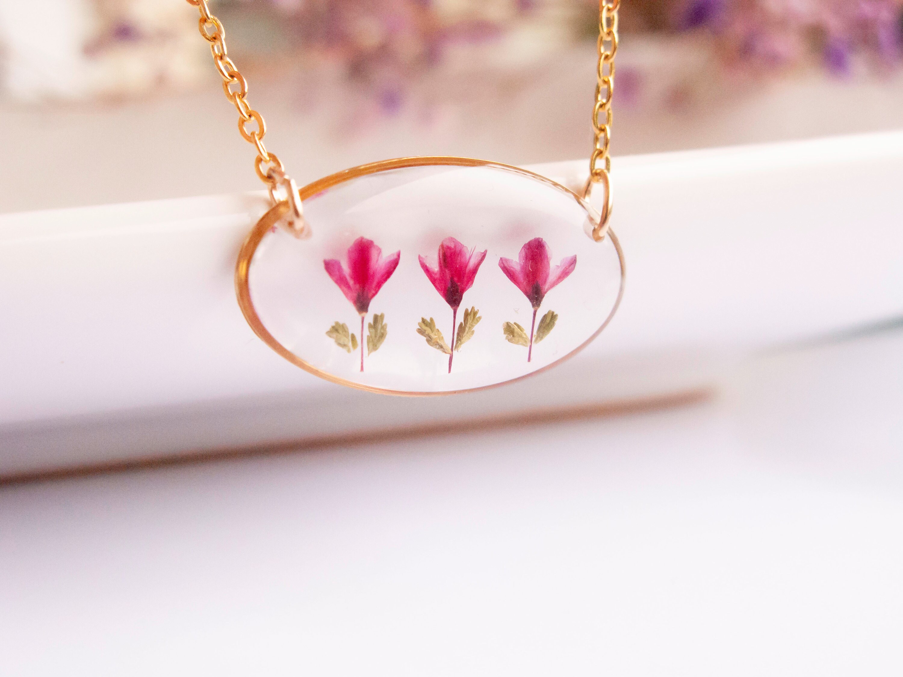 Collier Fantaisie TSC Jewels – Orné De Petites Fleurs Ovales Bicolores (argenté/doré) – Neuf Avec étiquettes