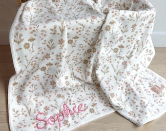 Bloomy Babydecke mit Namen, Babydecke personalisiert, Baby Kuscheldecke personalisiert, Decke Baby, Strickdecke Baby, Babygeschenk, Taufe