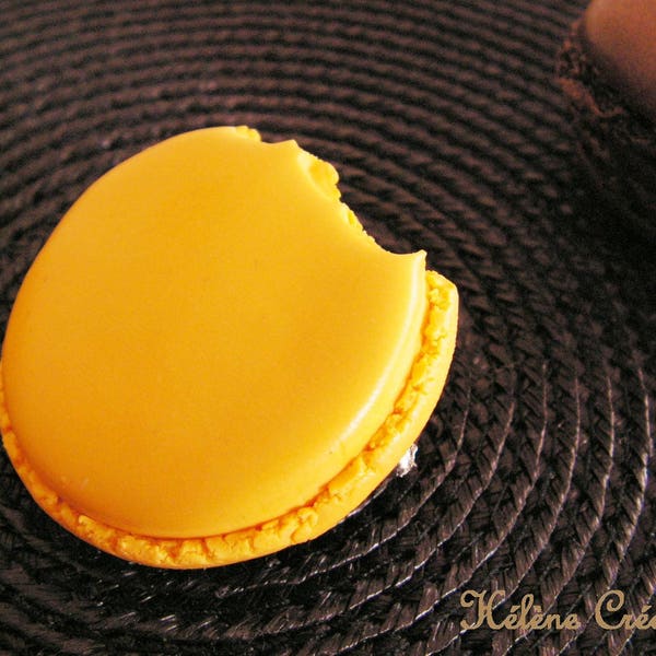 Broche Macaron - Coloris au choix