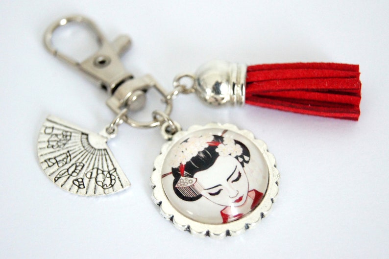 Customizable key ring, bag charm, Travel to Asia, model of your choice Geisha rouge