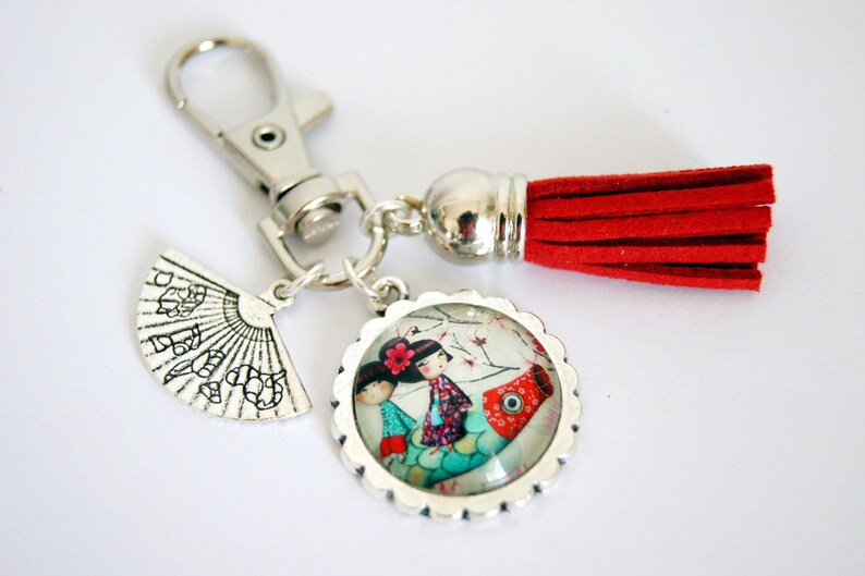 Customizable key ring, bag charm, Travel to Asia, model of your choice Enfants &cerf-volant