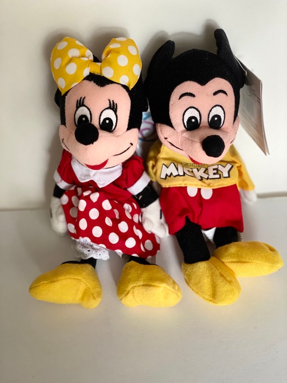mickey mouse red dress Minnie's Red Dress