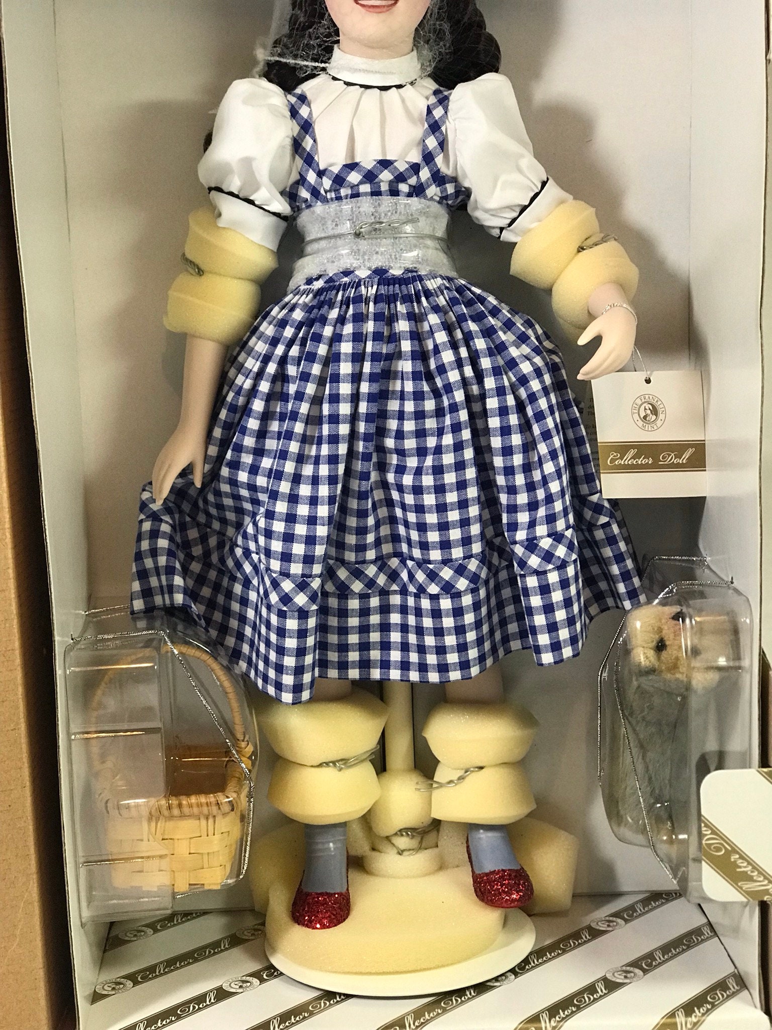 NRFB Franklin Mint Doll Dorthy of the Wizard of Oz With COA