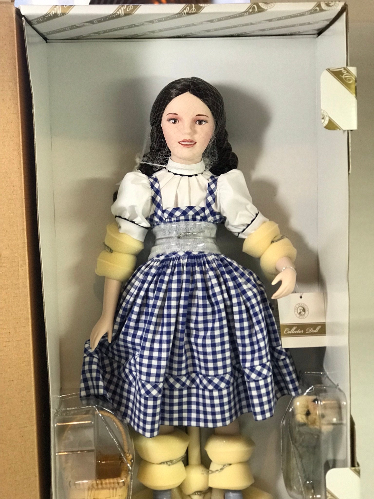 NRFB Franklin Mint Doll Dorthy of the Wizard of Oz With COA