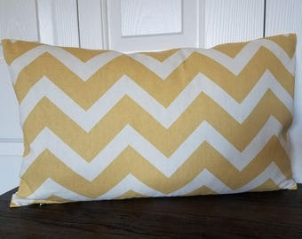 Yellow pillow,white pillow,pillow cove,throw pillow,decorative pillow,pillow,pillow covers,home decor,decorative pillows,accent pillow12x20