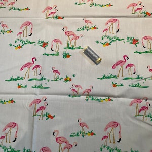 Tissu Oeko-tex Flamingo Field Pearl Fabric pour Artgalleryfabrics avec des flamants roses image 3