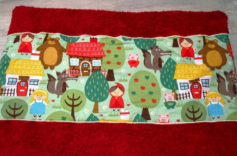 Changing mat Nomad 3 tales anise Red Riding Hood, Goldilocks, 3 little pigs reversible cotton image 2