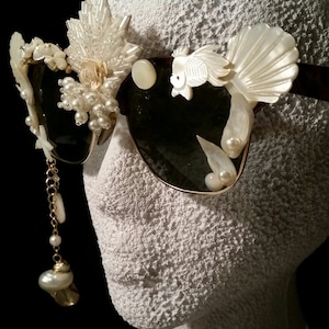 Aphrodite Mother of Pearl Festival Sunglasses