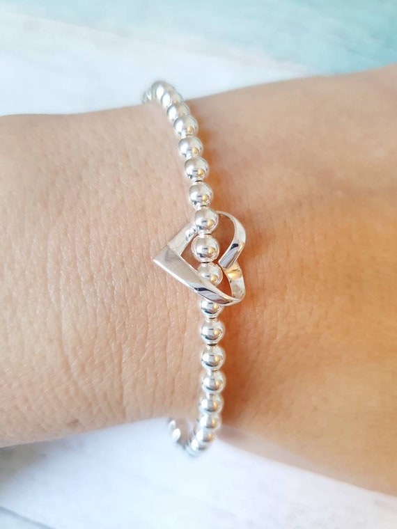 Floating heart best sale bracelet