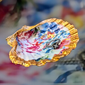 Ring Dish Scalloped Shell Super Cute Trinket Dish Bridal Gift Ring Holder