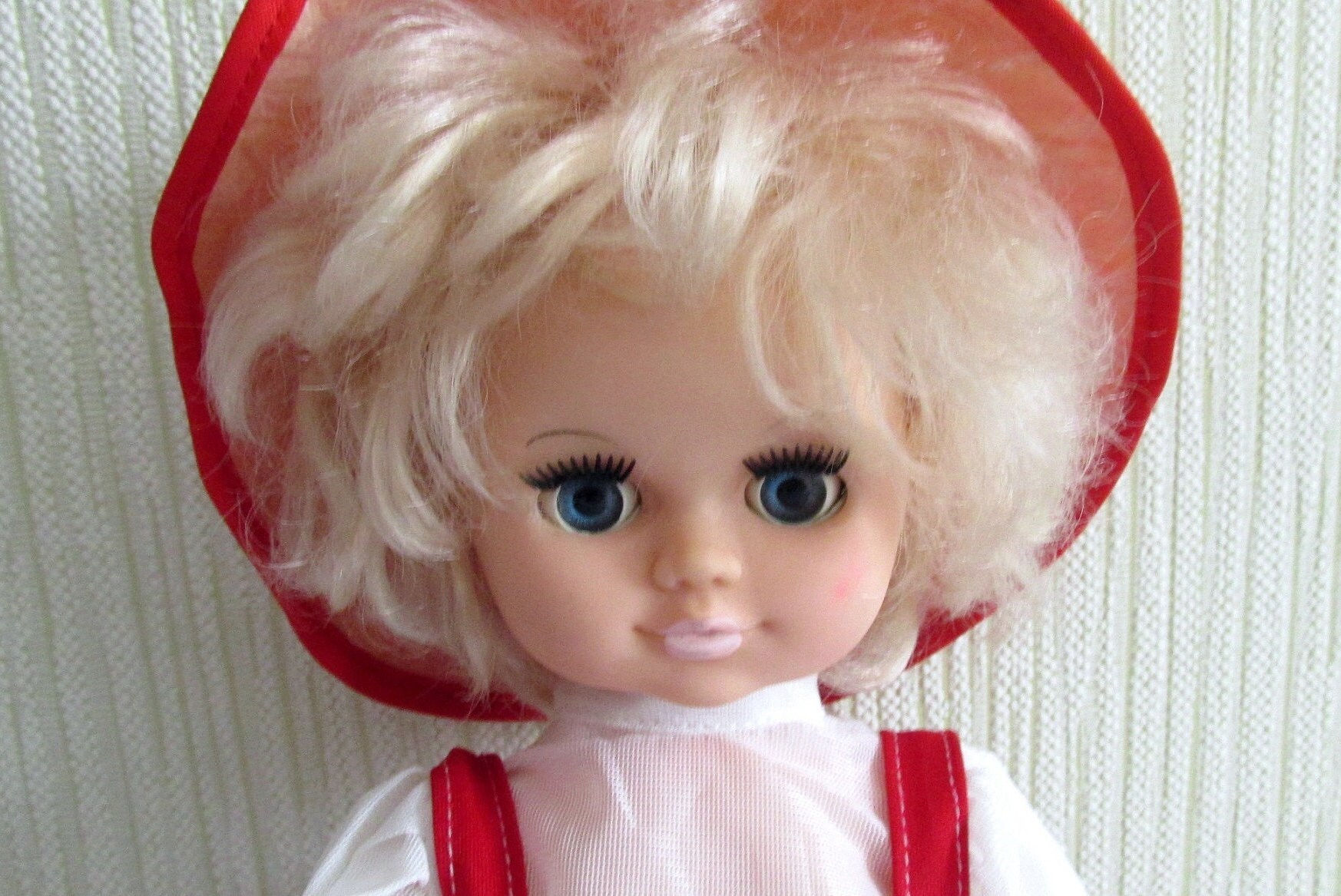 poupee blonde