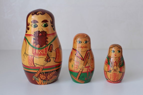 wooden matryoshka dolls