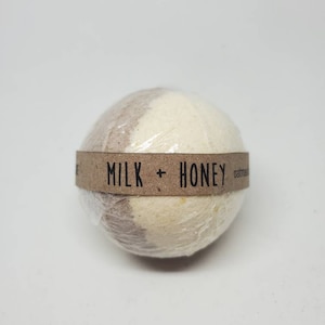 Milk and Honey Bath Bomb | Organic Natural | Oatmeal Moisturizing | Self-Care gift under 5 | Spa gift for her | Large size | Goats Milk