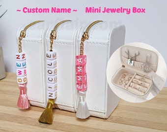 Personalized Jewelry Box for Girls Small Custom Jewelry Box Mini Travel Jewelry Case Teenage Girl Gifts White Leather Jewelry Case Organizer