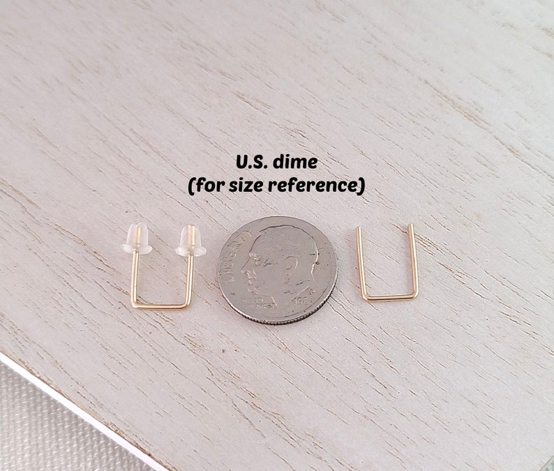 Double Piercing Staple Earrings Minimalist Post Stud Wire Earrings 2 Hole Lobe Piercings Small Gold Filled Earrings Gold Bar Earrings E333 afbeelding 4