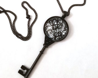 Coraline & the Secret Door Black key Pendant Necklace Halloween Party Jewelry UK 