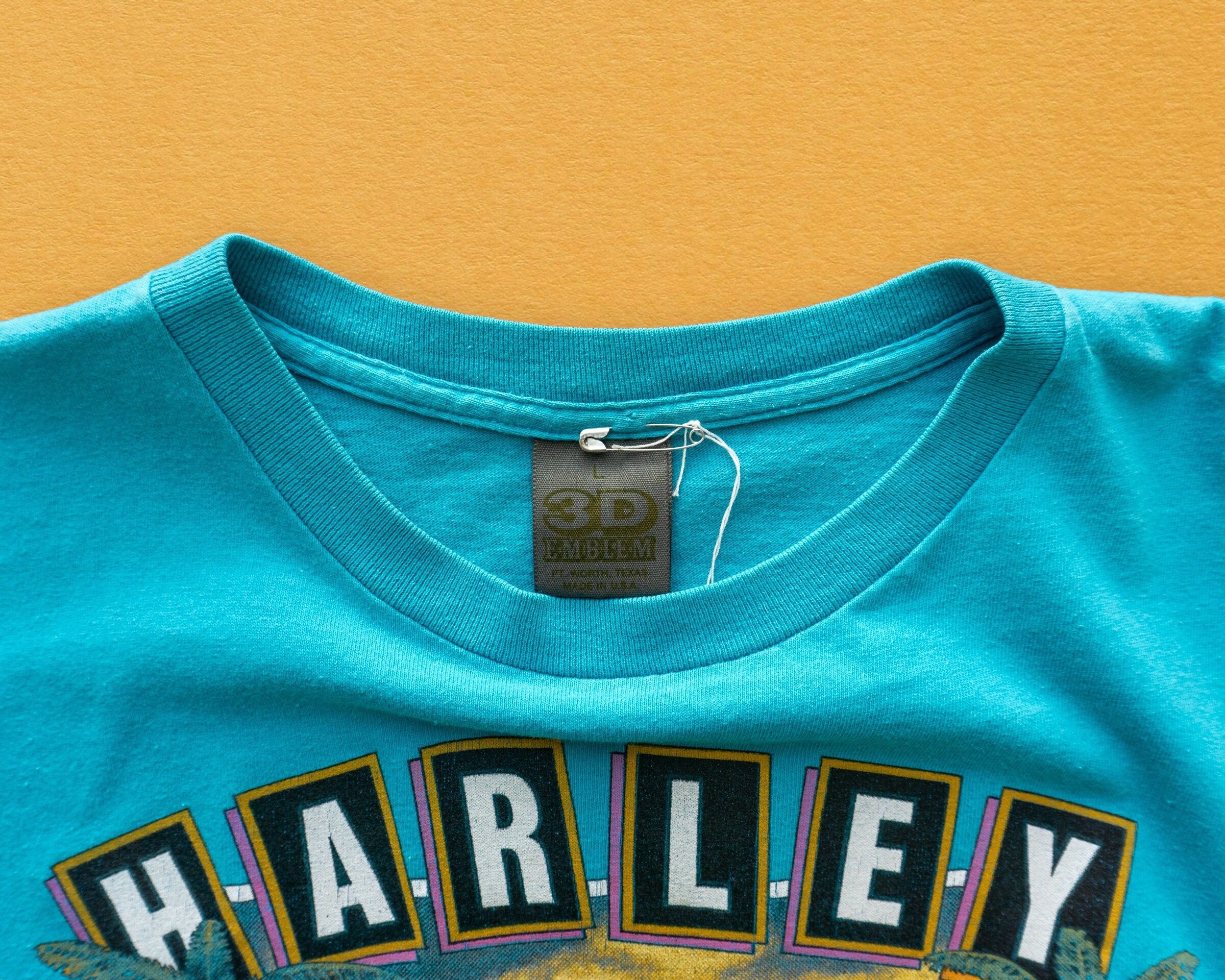 90s Vintage Harley Davidson 3D Emblem T-shirt | Worn Thin - Etsy