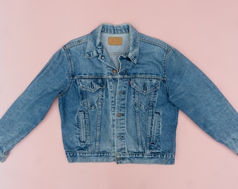 90s Vintage Levi's Distressed Denim Jacket Size Large | Vintage Denim Jacket | Vintage Blue Jean Jacket