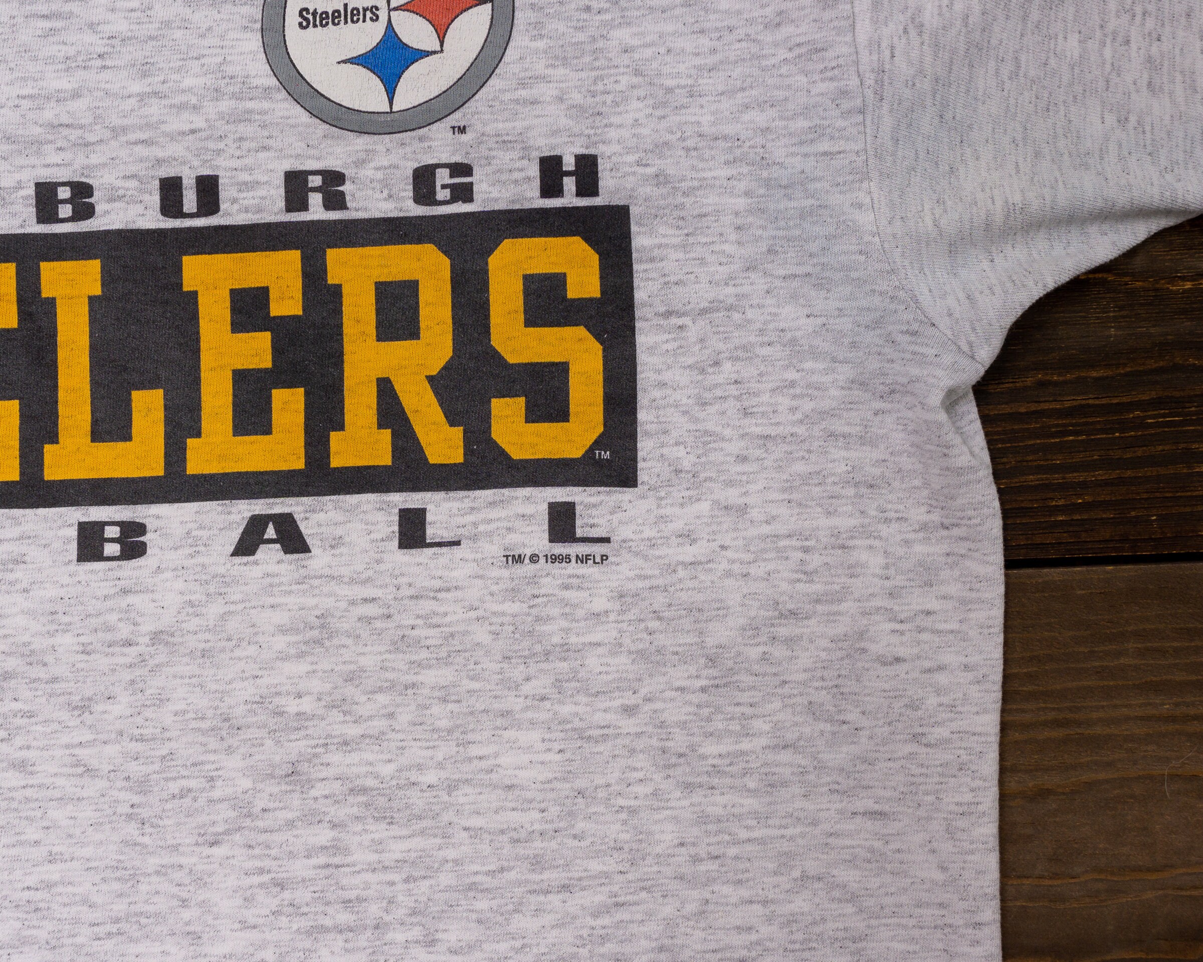 Vintage 90s Pittsburgh Steelers T-shirt Fits Like S 