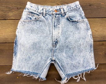 80s Vintage Acid Wash Denim Bermuda Shorts | High Waisted Cutoffs, Size 24