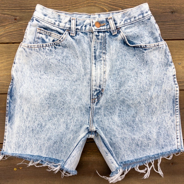 80s Vintage High Waisted Denim Shorts Size 24 | Long Denim Cutoff Shorts Size 0 | Denim Bermuda Shorts | Mid Length Cutoff Shorts