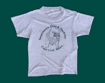 Vintage 80s Screen Stars T-Shirt - Vintage Bulldog Shirt Cape Cod