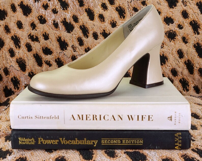 90s pumps