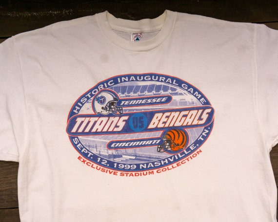 Titans vintage logo shirt