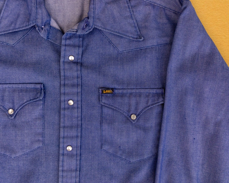 70s Vintage Lee Jeans Heavy Weight Denim Chambray Work Chore Shirt with Pearl Snaps image 5